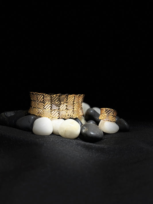 Luxe Arabesque Statement Set: Bracelet & Matching Ring