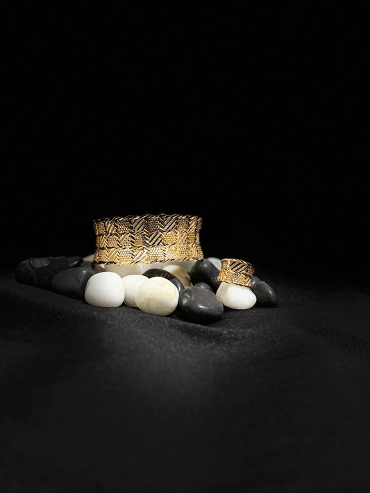 Luxe Arabesque Statement Set: Bracelet & Matching Ring