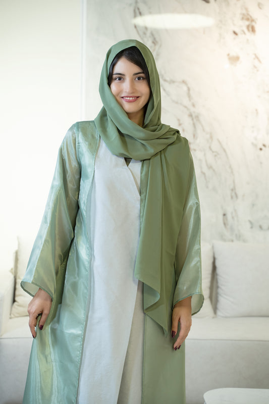 Sheikha in Light Green